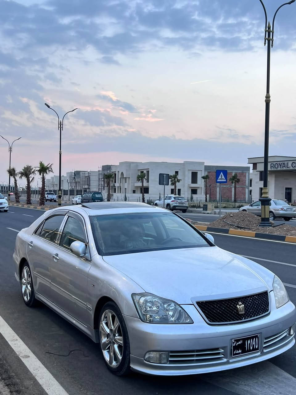 كراون • ٢٠٠٥ • ١٨٢٠٠٠