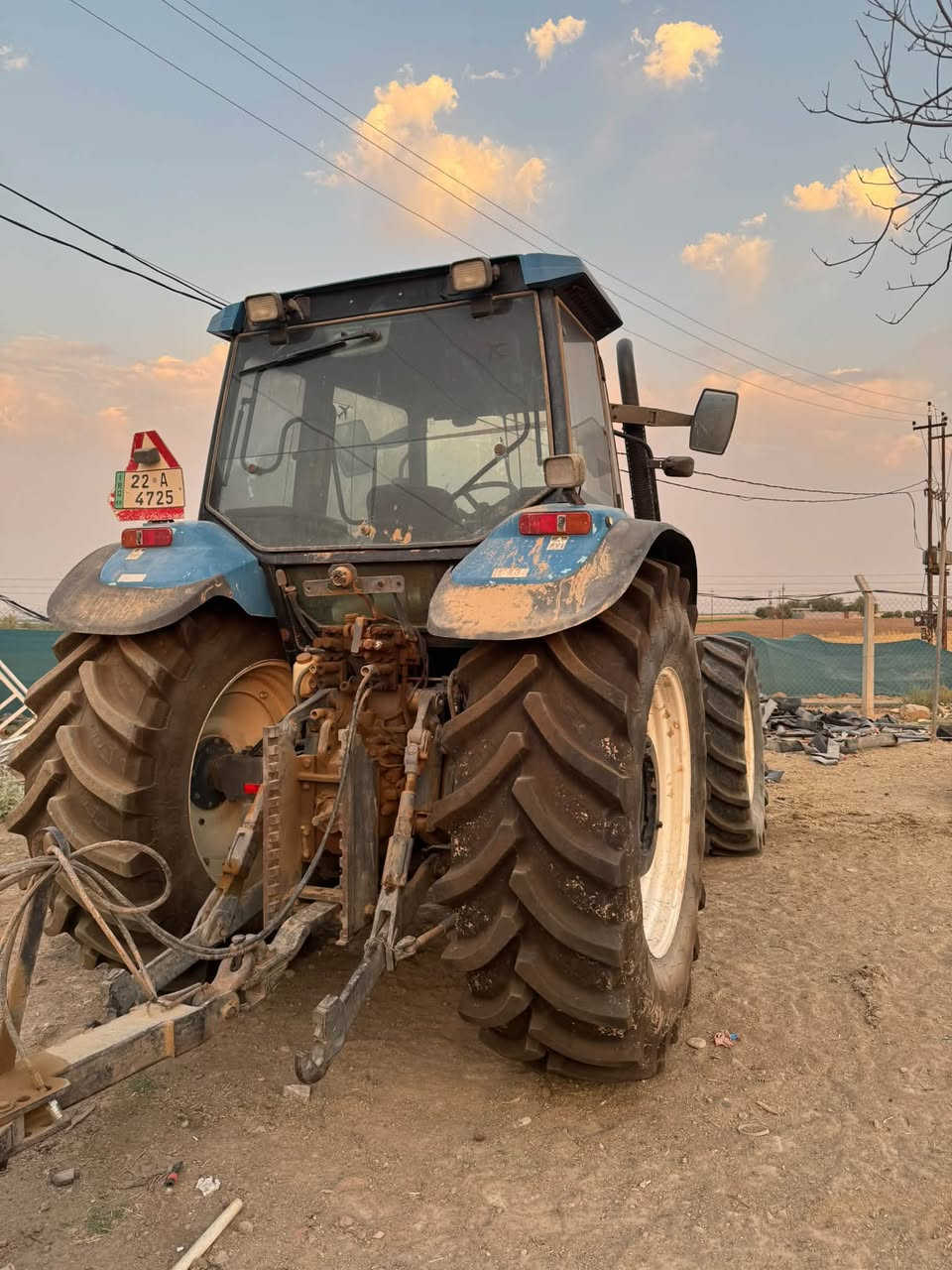 نيوهولند حجم 140فول كهربائي موديل 2000
شرت رقم سنوي مابي روبع دينار مصرف  كهربائيات كلة شغالة 

‭***********‬

***********
