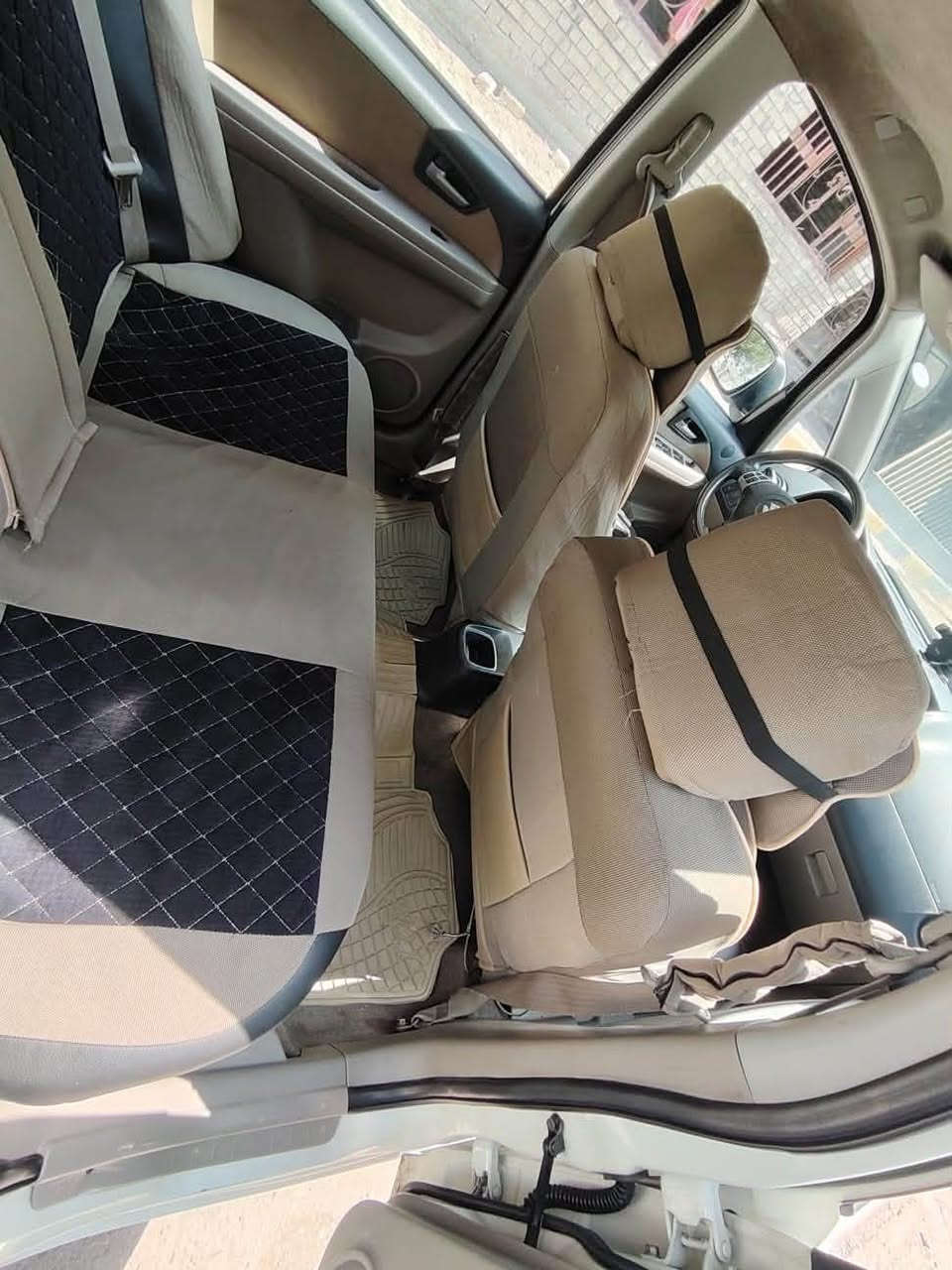 سازوكي sx4 مديل ٢٠٠٩
رقم سليمانية انكليزي بسمي

صبغ قطع بدون حادث ودواخل  ابيع حزام  تخم تاير جديد مكينة وكير حاوية جدد  حجم المكينة ١٦٠٠ دوشمة  بلكات مجاول جدد راديتر جديد السيارة تبريدهة ضعيف بسبب صوت في الكمبريسر  + محتاجة درايم شفت  سعرهه ب٦٥ بيهة مجال ***********
