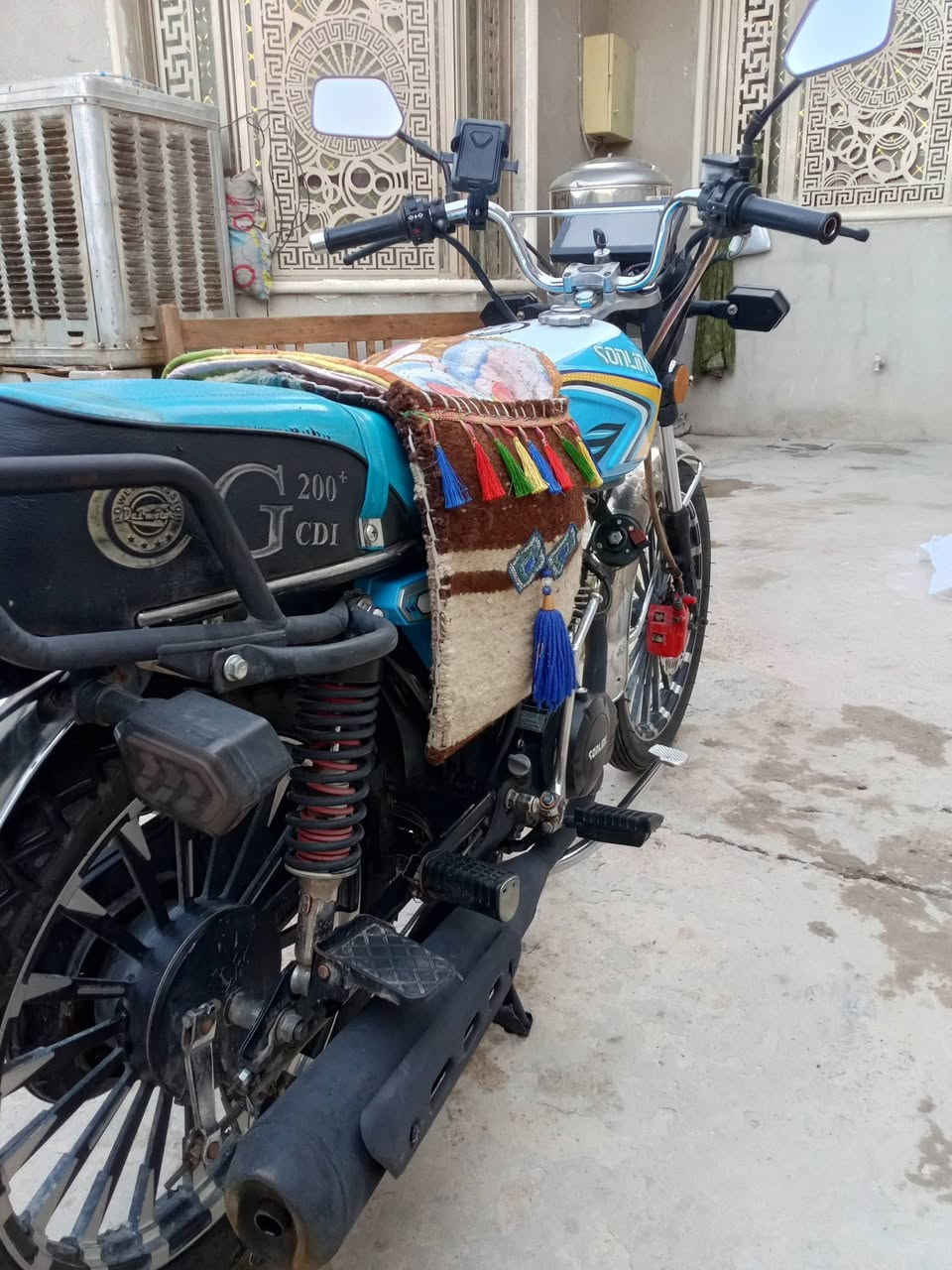 السلام عليكم دراجه للبيع 25محرك 200السعر 750وبيها مجال المكان ديالى الخالص الشراي يتصل ***********
