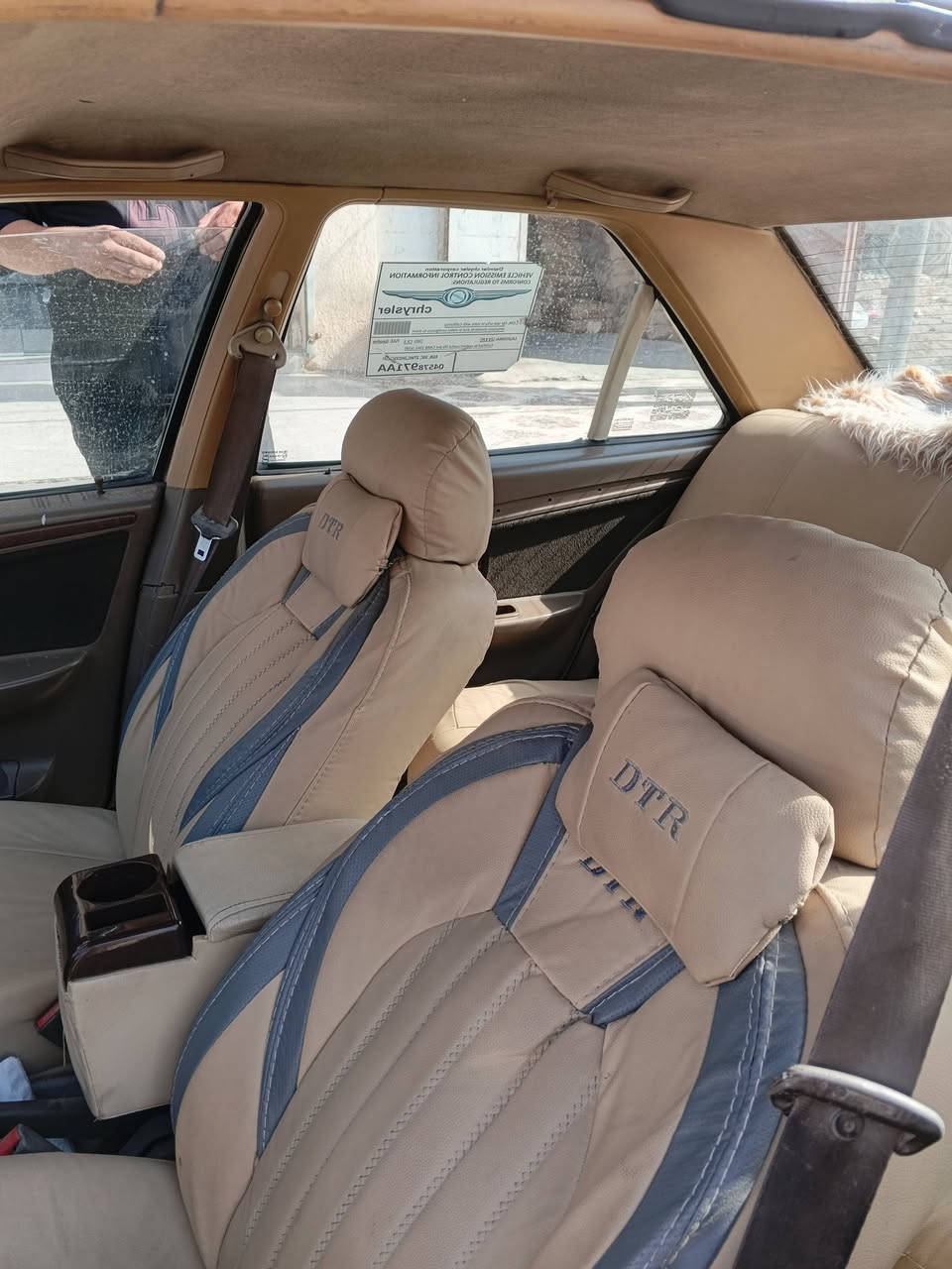 بيجو 405 موديل 14 للبيع
سياره حاهزه كير محرك جديد قبل فتره شاده ايساكو

السعر 38 للأستفسار ***********

رقم بصره انكليزي بأسمي مكان السياره العماره الماجديه
