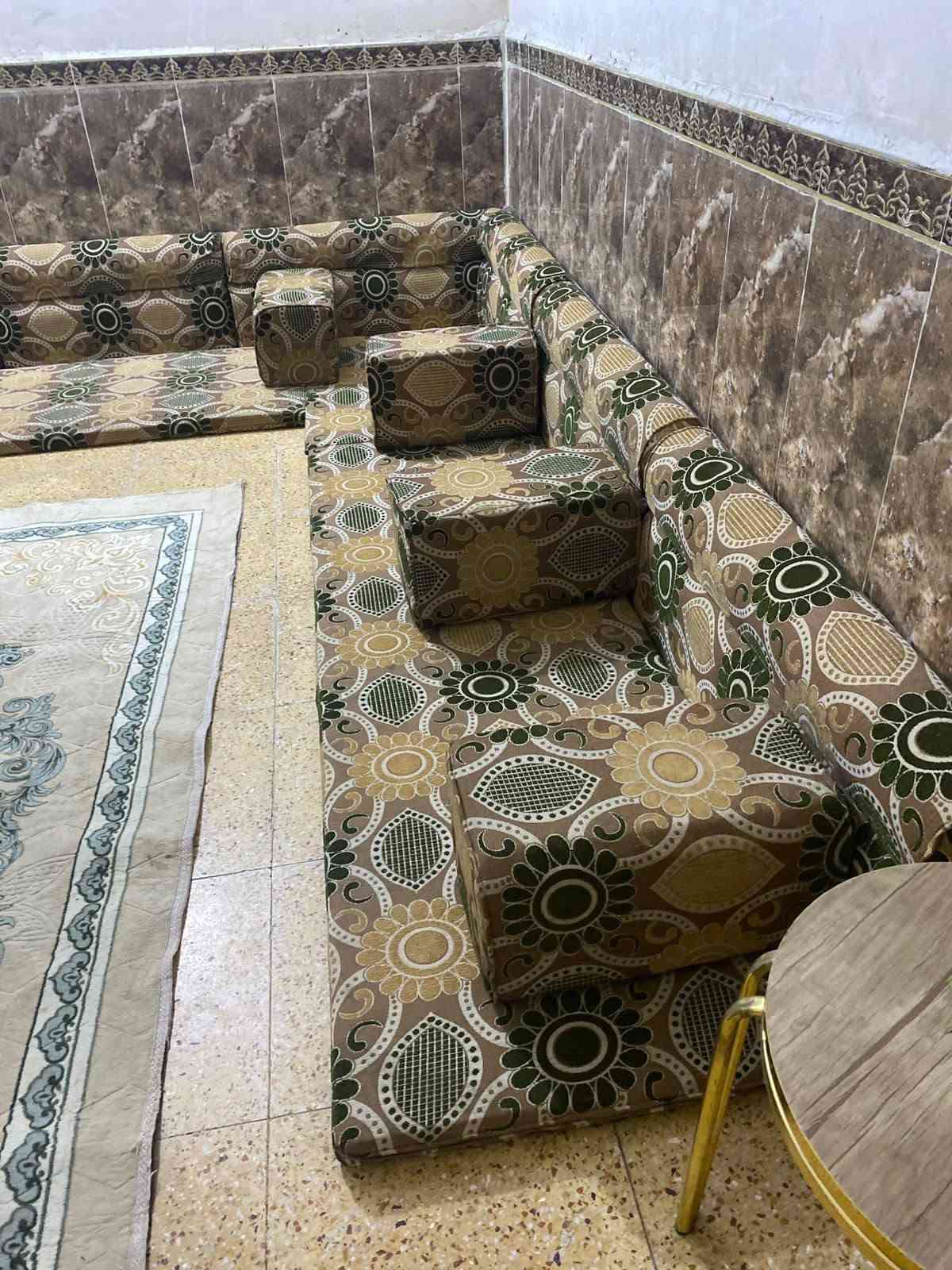 ديوان بعده جديد مستخدم شهر واحد ٢٠٠ الف بي مجال قليل ***********
