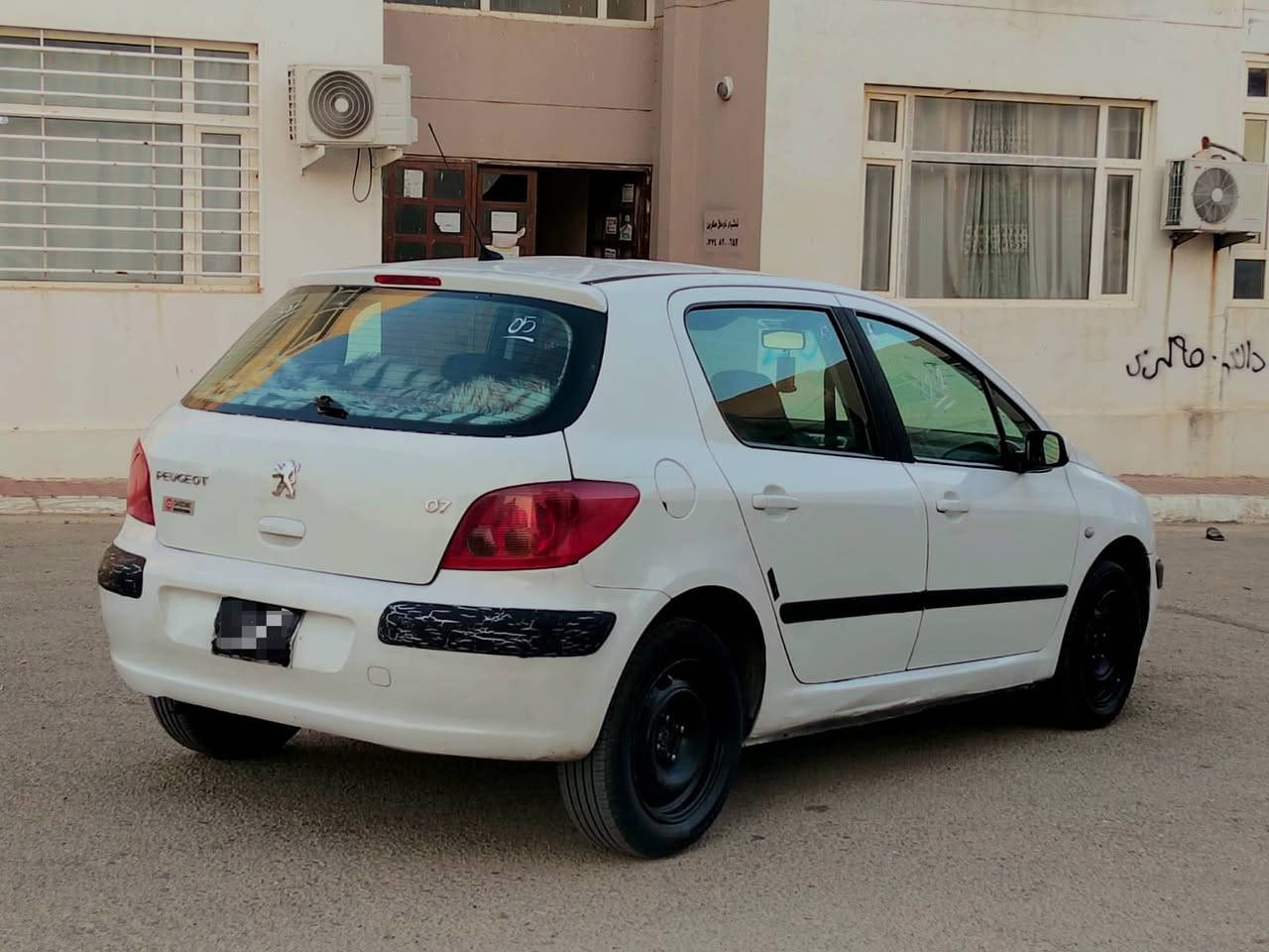 بەناوی خوا
***********_***********
ئۆتۆمبێلی جۆری بیجۆ307بۆفرۆشتن موديل 2004
ڕەقەم وسەنەوی ئەسڵی لەگەڵەحاسیبەوپاکانەی بۆکراوە سەیارەکەبێ بۆیاغەشاشەئایپات وکامێرا 
گێڕ ئۆتۆماتیک وعادی نیزامی بەفر دوگمەی سپۆڕت ABS تەبرید ساردو گەرم بەشەرت  دووجام کارەبا 
سعری قفڵ وکۆتای بێ معامەلە35گەڵا  (شار سلێمانی) 
۰۷۷۰۳٦۰٤۷۲۱..۰۷٥۱۱۳٨۱۳۳۲ ڤایبەر واتسئاپ السليمانية, العراق
