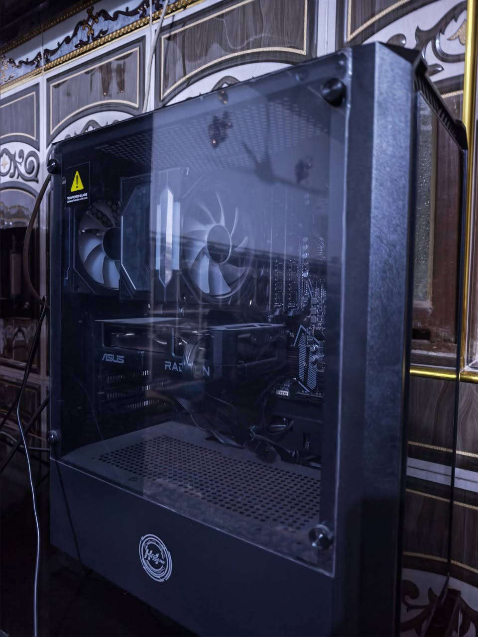 سلام عليكم
للبيع pc 

المواصفات موجودة بالصور 

جديدة كلش ما صارلي شهرين من اخذتها بعدها بالضمان 

مع ups اونلاين 1kv 

السعر مليون و600 الف و بيها مجال بسيط

مكاني كربلاء ما عندي توصيل 

***********
***********
