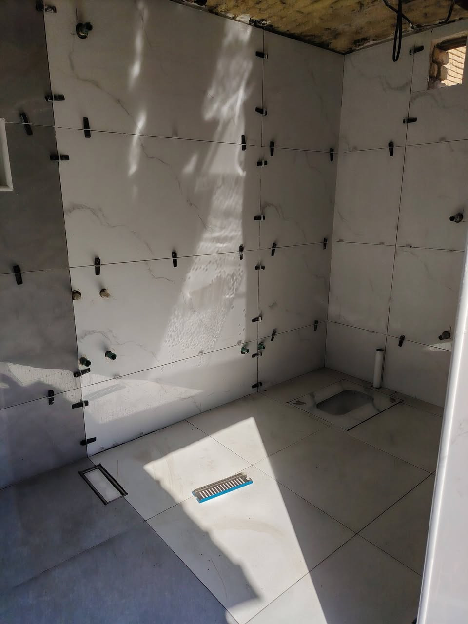 عمل لوح بورسلين 120×60
للاستفسار ***********
