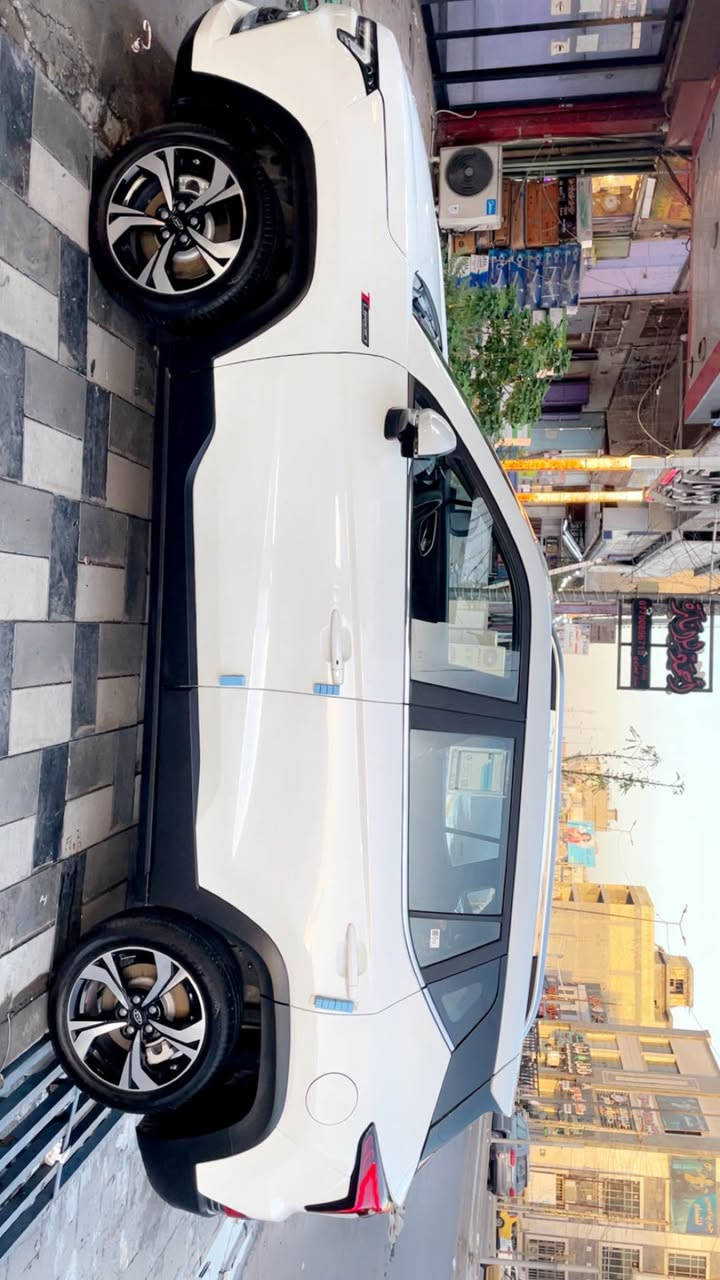السلام عليكم 
بيع سريع وسعر مناسب جاك Js4 موديل ٢٠٢٥ استلام من الشركة وتبديل دهن مجاني جديدة جدا بعدها بحالة بحالة الشركة فول مواصفات للاخير رقم بغداد باسمي
المواصفات
- [ ] سلايد
- [ ] بصمة 
- [ ] اربع كاميرات محيطية
- [ ] داخل جلد
- [ ] مقعد السائق كهرباء
- [ ] المقاعد الامامي تدفئة
- [ ] لد نهاري زينون
- [ ] اللايت الامامي والخلفي زينون بلادي
- [ ] مانع انزلاق
- [ ] تحديد مسار
- [ ] هاندبريك بصمة
- [ ] اتوبريك
- [ ] حساس خلفي
- [ ] نقطة عمياء
- [ ] رادار ٣٦٠ درجة
- [ ] مرايا الجانبية شفط
- [ ] تبريد امامي وخلفي
- [ ] شاشة كبيرة كار بلي
- [ ] السعر ١٧٥٠٠ مليون دينار وبيها مجال ان شاءالله 
- [ ] للاتصال ***********
- [ ] مكان السيارة بغداد الشعب بغداد, العراق
