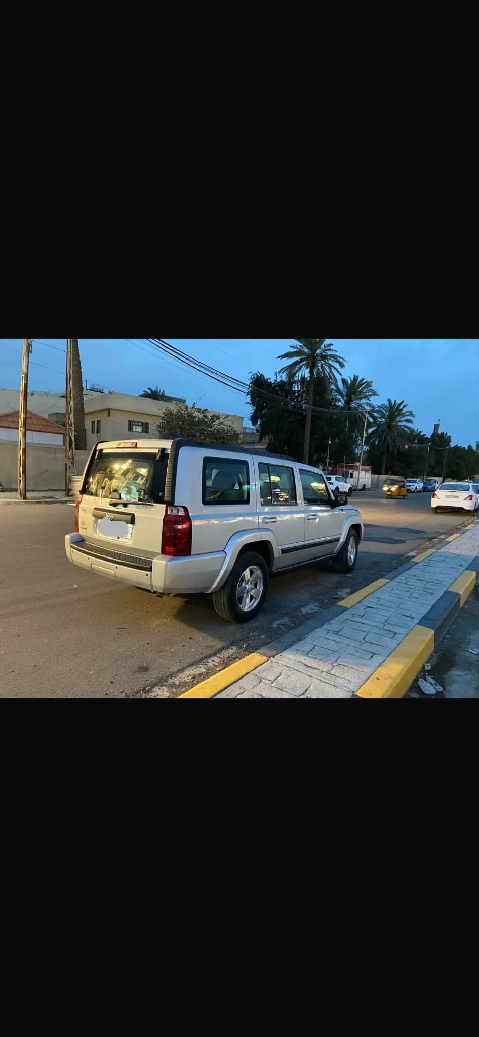 سلام عليكم  من رخصة الادمن
جيب كومندر 2007 محرك 3700 بغداد فور ويل
السياره بيهه ربع باب خلفي صبغ فقط 
مكينة غير مفتوحه مكفولة ادامةًمستمره
عليهه برمجة مراوح للتبريد
مروحه جارجر 6400 مكسيكي 
تخم تاير جديد 
3 قطع تبريد مع داخل نظيف
زنون كشافات مع لابت ناصي
حساسات امامي مع شاشة 10 انج كامره 
السعر 117مكان  السياره بغداد 
***********
