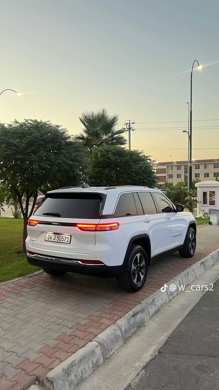 🙏بسم الله الرحمن الرحيم 🙏
☎️***********☎️ واتساب 

جيب گراند شيروكي ٢٠٢٣ 4XE هيبريد و شحن وبانزين🍀

مرقم دهوك تحويل شرط / كتاب تضليل جام مرور 🚦

سياره فول فول مواصفات ٣ وضعية قياده هيبريد بانزين🔥

پانوراما كشن جلد امامي خلفي رادار سيارة ٢ شاشة 😱

سيارة گير محرك شرط  كهربائي شرط ٦٨ الف ميل💐

كشن كهربائي كشن هيتر كشن خزن مراية رادار گيج الكتروني 🫡

سيارة ١/١ كلين تايتل دعامي ل دعامي شرط ✅

سعر بلاش بلاش ٣٣٨$ ورقه ومجال بسيط 😱
