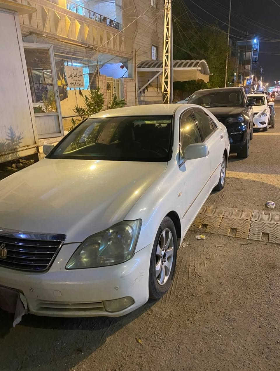 كصه جنطه وقماره
تبريد شغال حداديه جيده دواخلها رصاصي نوزلات وبلكات مبدلهن جدد كهربائيات شغاله 
السياره بحاله جيده 
بيها اعطال بسيطه 
سعرها 27 وبيها مجال بسيط
***********
