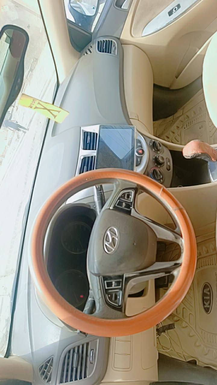 بيع مستعجل  اكسنت 2013 خليجي 1600 محرك وكير خير من الله  رقم اربيل تريد وكال اتريد مداور مواصفات فتحه شاشه ايباد تخم تاير جديد ويل كب مكفوله من اصبغ  طخات اثنين شوف العين ما ملعوب بيهن  السعر 83 وبيه مجال بسيط الرقم المبايل *********** مكان النجف
