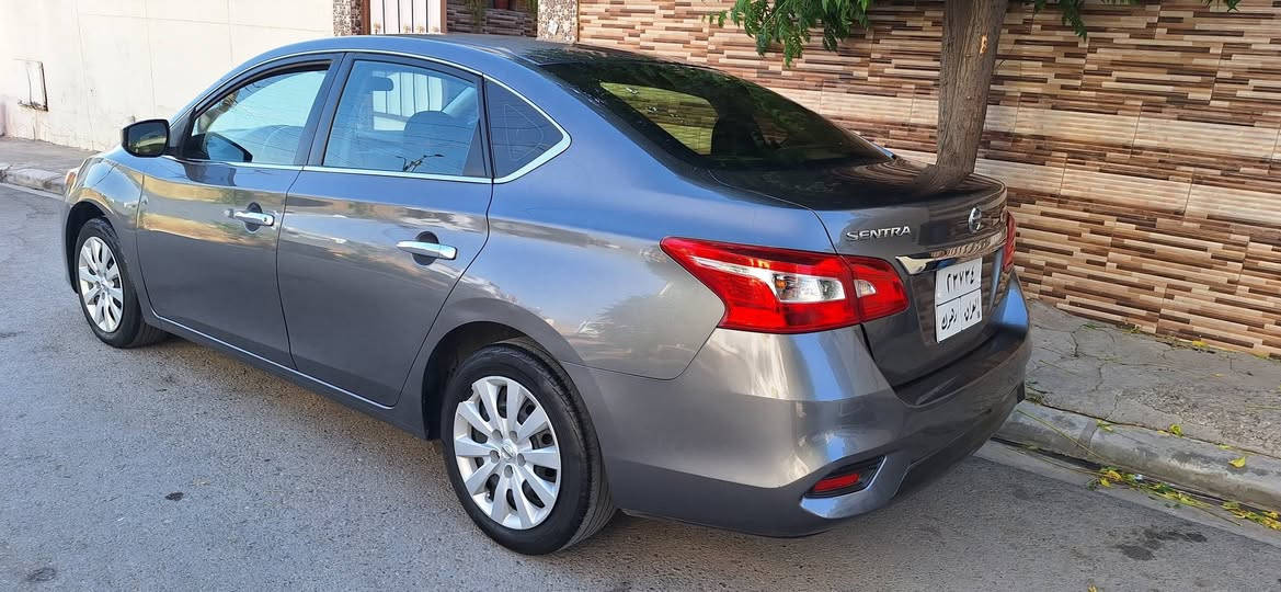 السلام عليكم .. 
نيسان سنترا      2019       
                          NISSAN SENTRA 2019  S
موديل 2019
بدون صبغ  بدون دعم كلين تايتل 
الاريباكات كلها شركة على وضع الشركة 
لون نفطي
مكينه 18
كير ومحرك بشرط مو مفتوح  
موصفات S
تحكم ستيرن 
تحديد سرعه 
شاشة كبيرة لمس 
نظام مانع انزلاق 
نظام ايكو  ECO
بلوتوث Bluetooth 
حجر البيئة موجود شرط
🔥 السيارة بدون صبغ كبس 
مكان السيارة _ زاخو 
السيارة نظيفة جداً جاهزة وماناقصها اي شيء
للأستفسار 
كورك & واتساب 
*********** زاخو, دهوك
