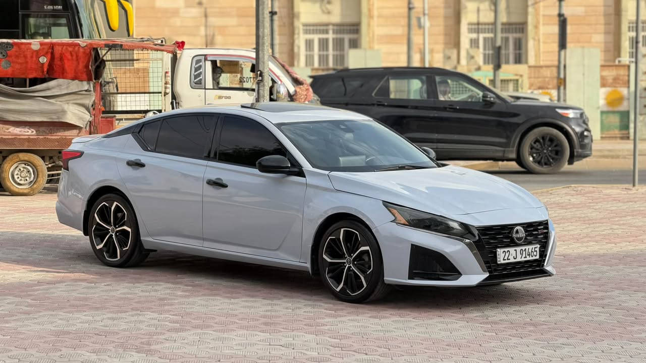 سلام عليكم
للبيع 
نيسان التيما 
موديل 2023
لون سموك 
موصفات SR+
بصمه بصمه ابواب 
سلايت 
شاشه 
تحكمات ستيرن 
ويل كروم 
كشن كهربائي 
جلد 
ماشيه 52ميل 
صور ضرر مرفق معه الصور 
سياره جاهزه 
سعر 158 وبي مجال 
مكان السيارة دياله خانقين 
اي استفسار ***********

نص مكتوب في الصور:
- BidCars 2023 Nissan Altima, SR | ...1N4BL4CV5PN303275 | Bid History | $US ٢٥,٠٠ * • متوفر • العلامة التجارية: No information انتقال > عرض المزيد VIN: 1N4BL4CV5PN303275 Lot: 1-65968823, Sale date: 2024-02-21 Location: حفظ مشاركة 2023 Nissan Altima, S... 2023 Nissan Altima, S... 1N4BL4CV5PN303275 Q