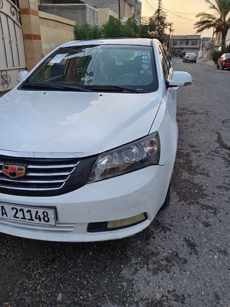 للبيع
EMGRAND    C7       2013
🔸محرك 1800 كورولا نحله بلادي
🔸كير اوتوماتيك كورولا بلادي
🔸بدون اي قطره صبغ ومعجون بيها فقط مكانين حگ شبر بارد 
🔸سقف سلايت
🔸اشاير بالمري
🔸باتري جديد 
🔸تخم تايرات جديد 
🔸ارضيه جلد 
🔸كشنات جلد
🔸تبريد 
سياره ما ناقصها شي بوجهك للشارع 
سنويه لغاية 2029
بطاقة بانزين بيها
رقم كركوك دولي
السعر 63 وبيها مجال 

مكاني كركوك حي العسكري 
***********
رجاء مو شراي لا تعبني والسوك كلشي بي
