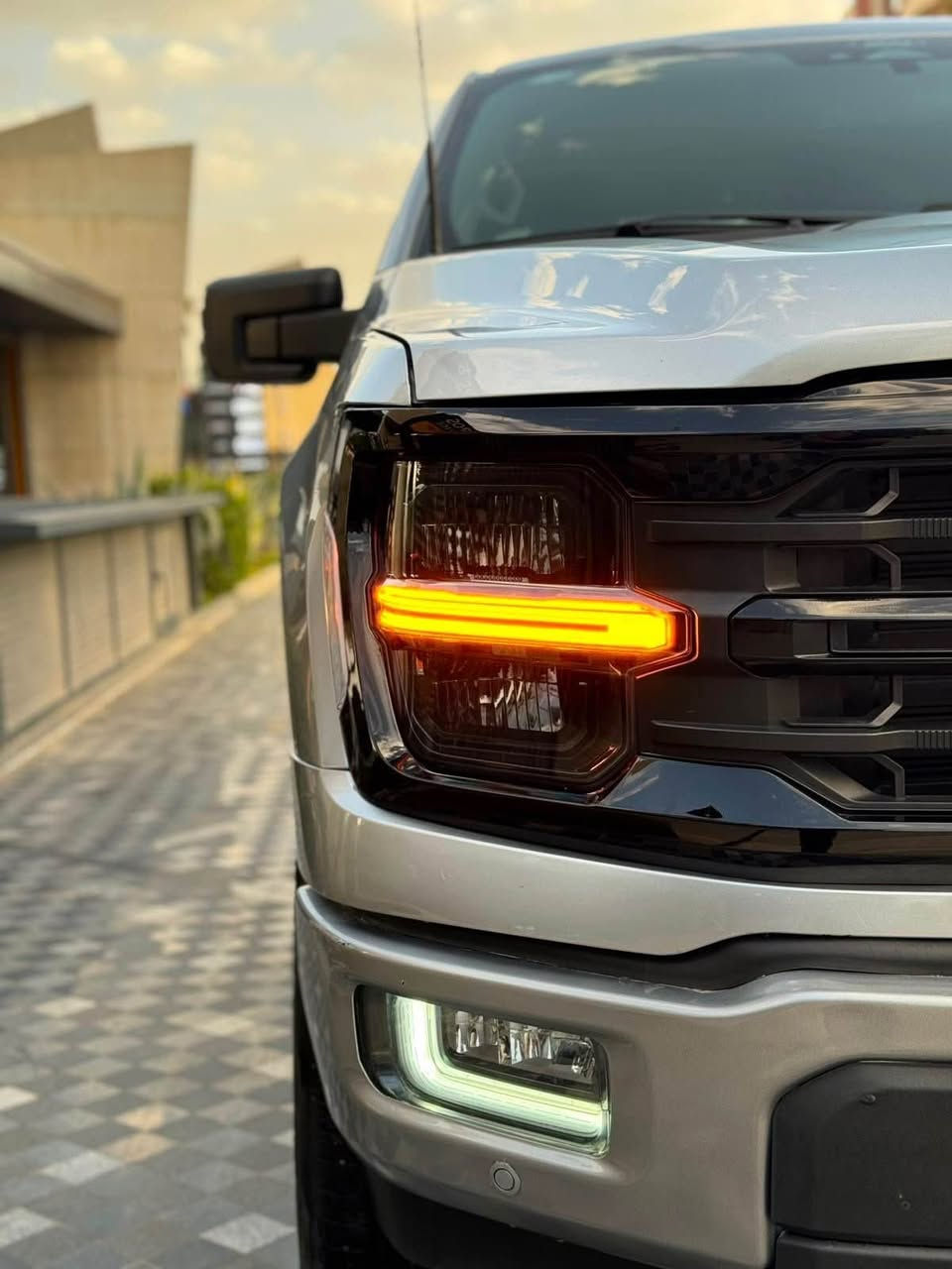 2024 FORD F-150, STX
***********
شكل گوراو شاشه گه وره رادار خه تي جاده ته حديد سورعه لايت ليدو ئه لقه بريك به سمه ئوتو ستارت رادري ئاوينه گير سوكان ته نها 34 هه زار روشتوه گيج ئه لكتروني سه ياره كه بي ده بل ئه كسله يه ك چه مه لخي پيشه وه بوياخه يه ك په له ساردي هه يه بي ناو گرتن سعري ٢٦٨ هه مو گياني به شه رت
مۆبایل *********** السليمانية, العراق

