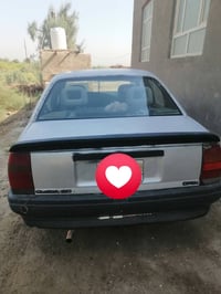 اوبل اوميكا نظيفه كشر وكير ومحرك وشاصي تاخذها ما تصرف عليها ربع  رقم ن...