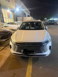 مطلوب • سيلايون