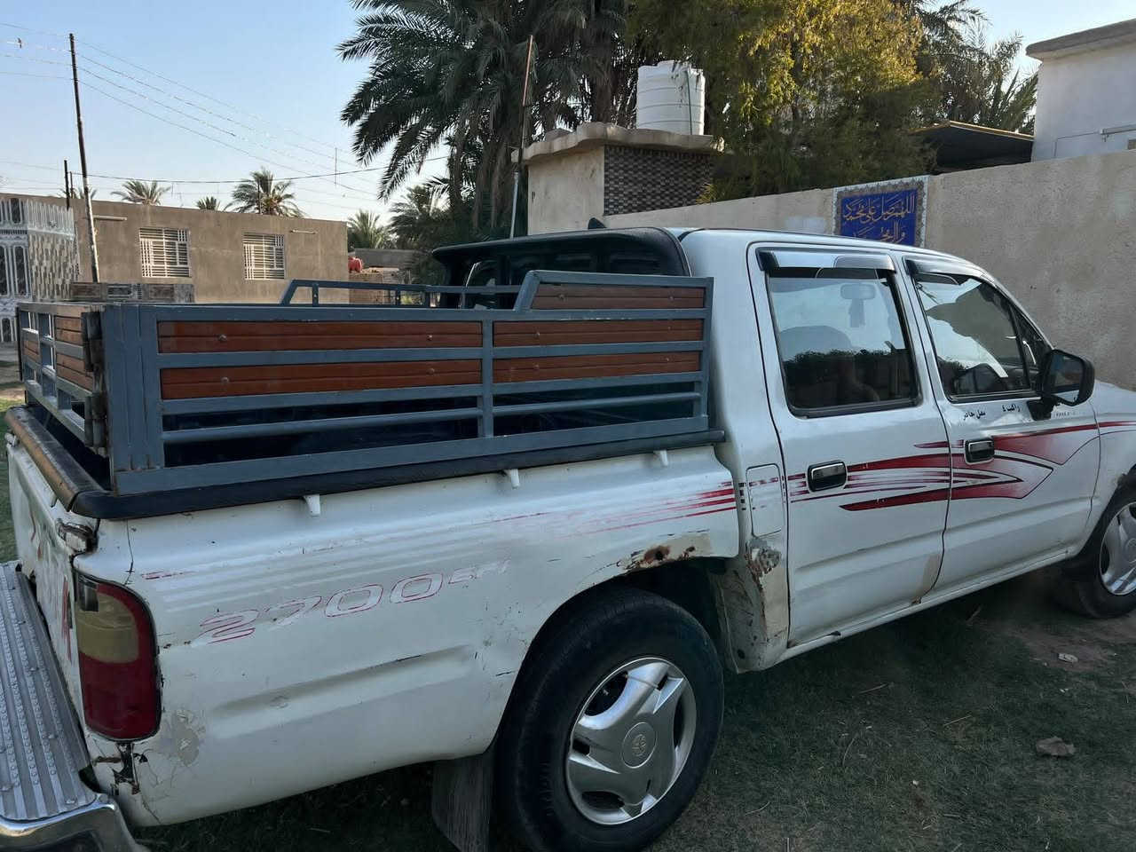 موديل 2003
سنويه ل 2027
محرك وكير شركه 
حداديه جديده 
تخم تاير 
لايت زنون 
السيارة بإسمي هاتف 
***********
