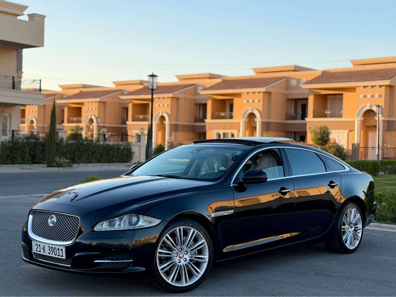 بسم الله الرحمن الرحيم/تبارك الله ماشالله📦
‏JAGUAR XJL 2011 فخامة 🧿
جاكوار_ XJL_موديل ٢٠١١ خليجي واحد علا واحد١/١
سيارة مواصفات خليجي باب طويل و پانوراما
-------------------------------------------
مكان🌆:أربيل                        سعر💵:١١٥🔥
115$مجال بصيط  🔥🔥
هاتف📲***********🔴 ///بي واتساب🔴

-------------------------------------------
محركV6 350 بدون سوبر بدون تيربو ارغب محرك
گير و محريك بشرط بدون صوت و صرف و خلل بشرط فحص
ماشية160 الف كيلومتر حقيقي
-------------------------------------------
سيارة مكفولة كفالة عامة من كير محرك بشرط فحص
بنسبه صبغ🔴(السياره بدون صبغ✔️سونار موجود)
-------------------------------------------
مواصفات
{{ بصمة - پانوراما - باب طويل - رادار - خمس پردة - صندوق شفت - كشنات جلد - كشنات تتفيئة و تبريد - كشن و ستيرن خزن - كشنات خلفي كهربا - تبريد مركزي - سيدي بوكس - مراي شفت - بريك بصمة - كاميرا - حصاص امامي و خلفي - زينون و ليد - فورميكا - شاشه كشن بعد 🔴}}
-------------------------------------------
اربع تاير ويل جديد حديد بدون مصروف
سيارة شرط بدون اى نواقص گير و موحريك و حدادي و كاهرباى كولة بشرط
سنوية و رقم جديد سنوي بأسمي تحويل غرامة بشرط
-------------------------------------------
انشالله يصير قسمه الي يعجبه🌹
0️⃣7️⃣5️⃣0️⃣4️⃣0️⃣3️⃣7️⃣5️⃣7️⃣3️⃣ أربيل, العراق
