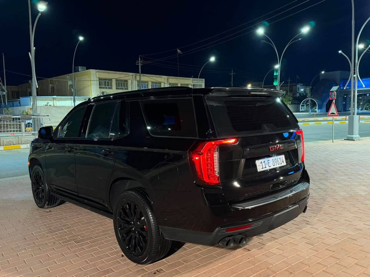 سلام عليكم
للبيع جمسي
Yukon Denali 
موديل:2022
خليجي 
رقم بغداد 
محرك ٦٢٠٠ 
كير ١٠ نمر 
‎فول مواصفات  
‎داتا شو كبير
 رادار جانبي خلفي امامي 
مانع تصادم  امامي 
مانع تصادم خلفي 
خمس كامرات 
خمس بصمات
كشنات تبريد تدفأه وخزن وكهرباء 
كشن رجاج تحذير 
كشن خلفي منفصل 
كشنات الخلفيه كهرباء 
داخل ابيض 
جنطه كهرباء
‎شاشات خلفي
ستيرن كهرباء 
بانوراما 
كيجات شاشة الكتروني
 دوسات كهرباء 
فور ويل 
اربع انضمه قياده 
جكات
‎ثلاجه 
 شاحن وايرليس
(مكينه مفتوحه) بس حالياً مابيها اي مشكله
بيها ربع الدعاميه صبغ وبيها شخط بالجاملغ ومسحوب pdr بدون صبغ
السعر:(41000$)وبي مجال
مكان السياره: بغداد العامريه 
للاستفسار: ***********
