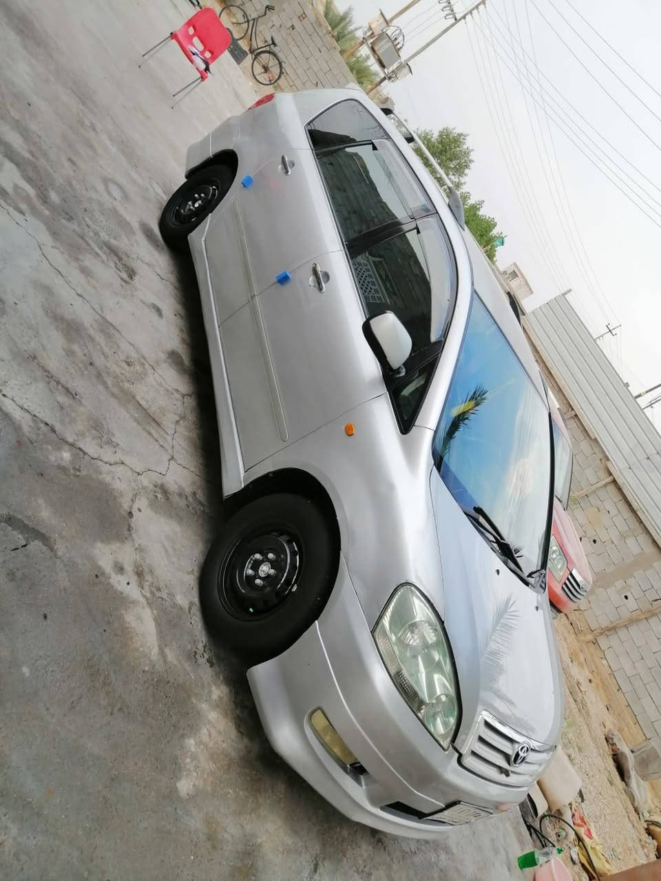 سياره ابصم موديل 2001 رقم نكليزي كامل موصفات تويل عادي مو كرستال السعر 113 وبيها مجال (العنوان سوق الشيوخ كرمه بني سعيد ***********
