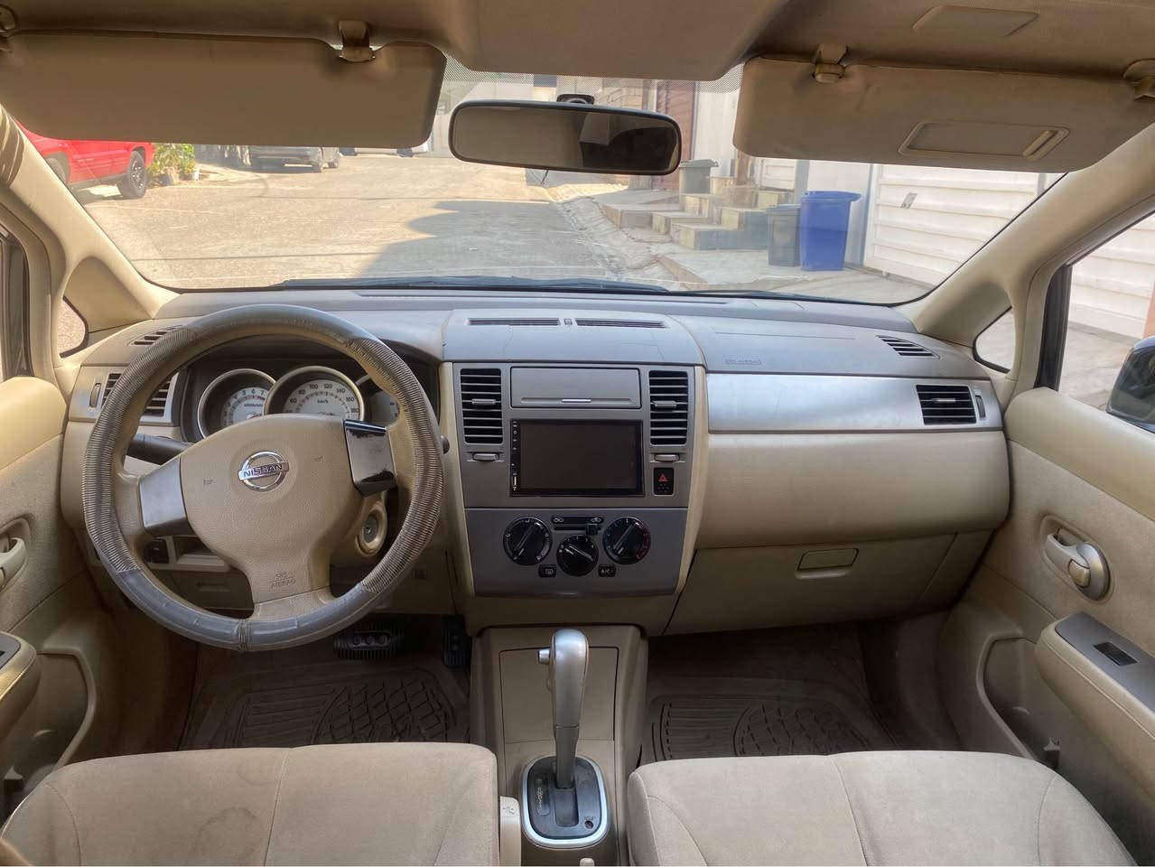نيسان تيدا 2009
Nissan TIDA 2009
السيارة باقية على وضع الشركة
بدون اي صبغ او ضربة فقط مكانين صغيرين بارد 
السيارة بيها جلخ مثل ما مبين بالصور
‎رقم اربيل 
اربع جامات كهرباء / نظام ABS
‎لون اسود
‎سنوية منتهية من ٢٠٢٥ شهر ال ١١

‎ماشية [ 222 ] كم
‎تحويل / وكالة / غرامة كله شرط
‎السيارة مال بيت
‎مكان كركوك/شوراو
بدون (بطاقة بنزين)
‎سعر [ 83 ] ومجال قليل
‎رقم موبايل

***********
0️⃣7️⃣8️⃣1️⃣8️⃣6️⃣2️⃣5️⃣0️⃣8️⃣1️⃣
***********
0️⃣7️⃣5️⃣0️⃣3️⃣6️⃣9️⃣0️⃣4️⃣1️⃣3️⃣ كركوك, العراق
