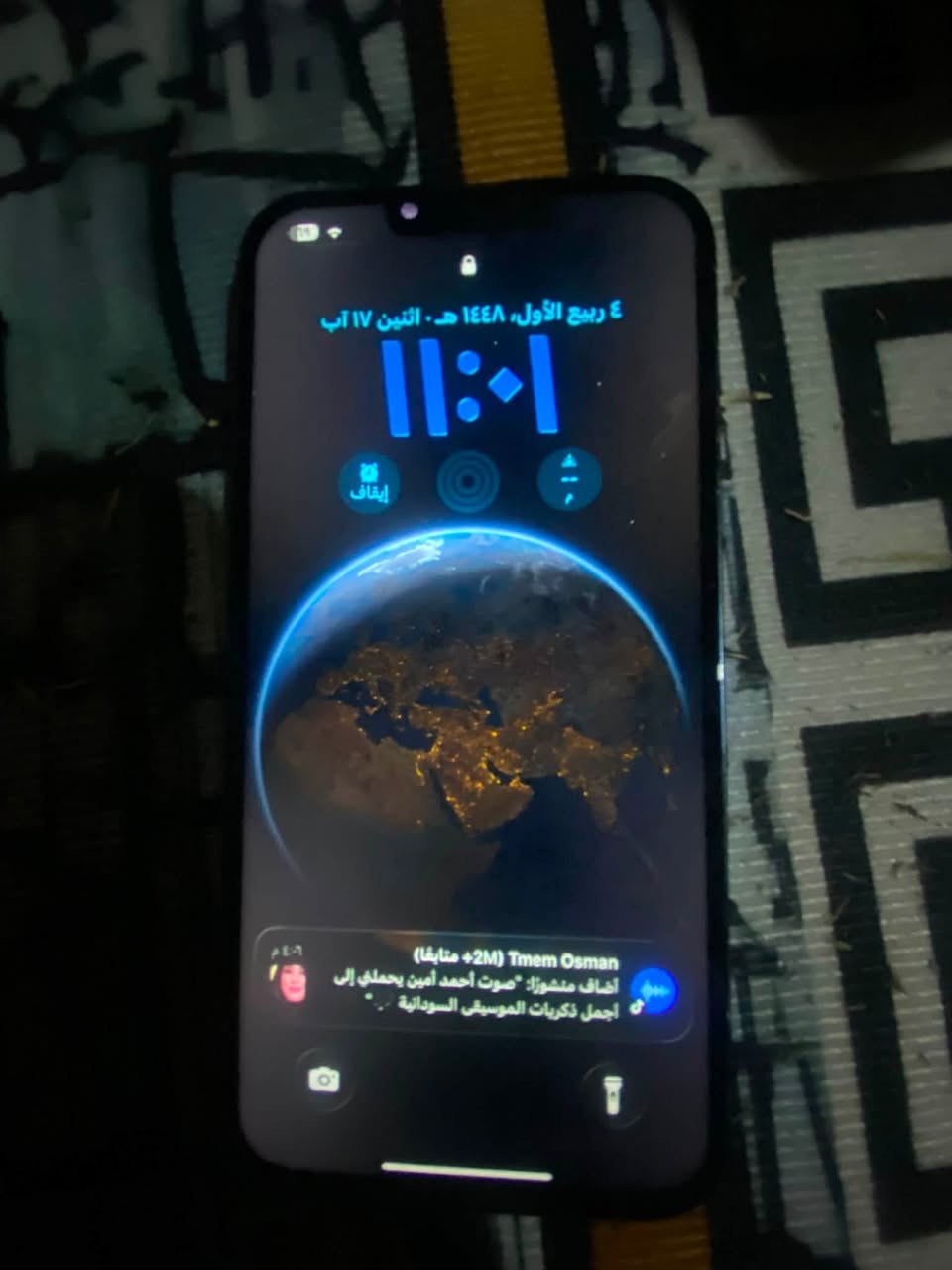 ايفون 13 برو ماكس ذاكره 256 مبدل شاشة وبطارية 100  فيس ايدي شغال السعر 420 وبي مجال ***********
