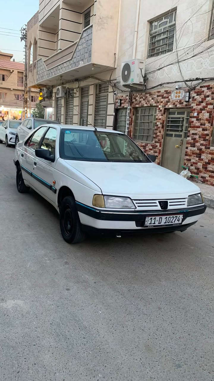 بسم الله الرحمن الرحيم 
اللهم صل على نبينا محمد وآله الطيبين 
بيجو glx405 بغداد الأنكليزي وهزه جديد باسمي 
ارضيه جلد داخل مرتب محرك فرنسي بلادي تبريد ثلج كمبريسر فرنسي 7 بستم 
السعر 37 بي مجال مكان السياره بغدادالطوبجي قرب دائرة مرور الطوبجي ***********
