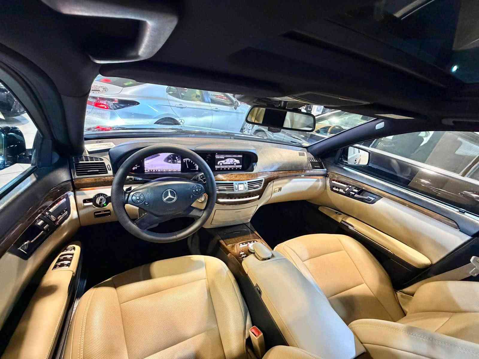 تحفة ماشاءالله 🪬🪬

ارخص سعر بكل عراق  184$  ورقة قفل 🔏👋🏻👋🏻💰💰🔥

مارسدس ايس كلاس ٢٠١١ وارد الماني ضمان دولي … 
زمان دولي اتنين بصمة بيلادي موجود ✅

ماشية ١٧٠ كيلو….. سيارة بسمي هزه فحص جديد … 

ملاحظة// سيارة مكفول من ضربة و تبديل فقط تلات قطعة صبغ اثر شخط شرط فحص و صونر بدون ضرر و ارباك ❌

محرك ٦ سلندر CGI بنزين ⛽️ ممفتوح شرط 

مواصفات لارج باب طويل ١/١ full options 
بانوراما. ناضور ليلي. رادار. ٥ بردات. كشنات جلد و كهرباء و خزن و تدفئة و تبريد. باب شفط. بصمة. ستيرن كهربائي. صندوق كهربائي. بريك كهربائي. سيدي جنجر. داخل صاج. جكات. مرايه شفت … بعد بعد 👌

محرك گير مكفول ممفتوح 
صدر حداديه تخم تايرات جاهزة 

مكان سيارة اربيل// *********** ☎️☎️
                            *********** واتساب السليمانية, العراق
