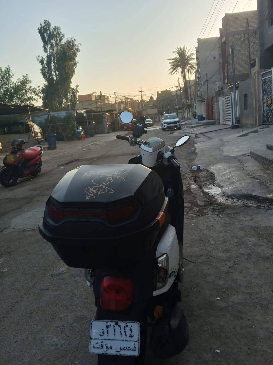 سلام عليكم دراجه ماكس بوليس مسطره نوزل  كفالة عامه مكينه بلاديه لا تنقيص لا تخبر تخم تاير جديد كهربائيات كلهه شغاله كيلو متر شغال اشاير شغال بييهه الايت زنون كفرات بلادي ختم واحد. 
*********** 
*********** واتساب.  
سعر 950وبيه مجال حك جيه 
ملاحظه ابيع بدون غراض

