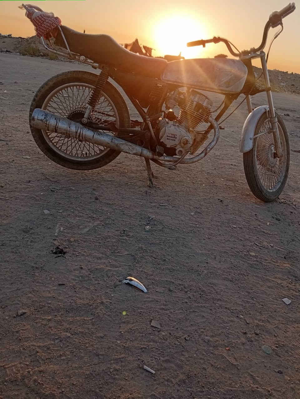 ب٢٠٠ كلك ماعايزة تفاصيل كلشي مابيه بيه محرك مال جمرة *********** سعره ٢٠٠

