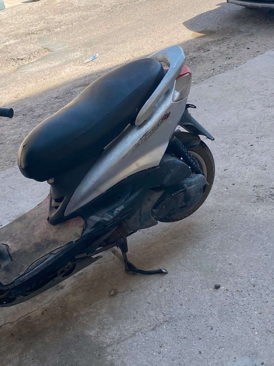 سلام عليكم سكنس نثيه للبيع السعر 500 بغداد المشتل رقمي ***********
