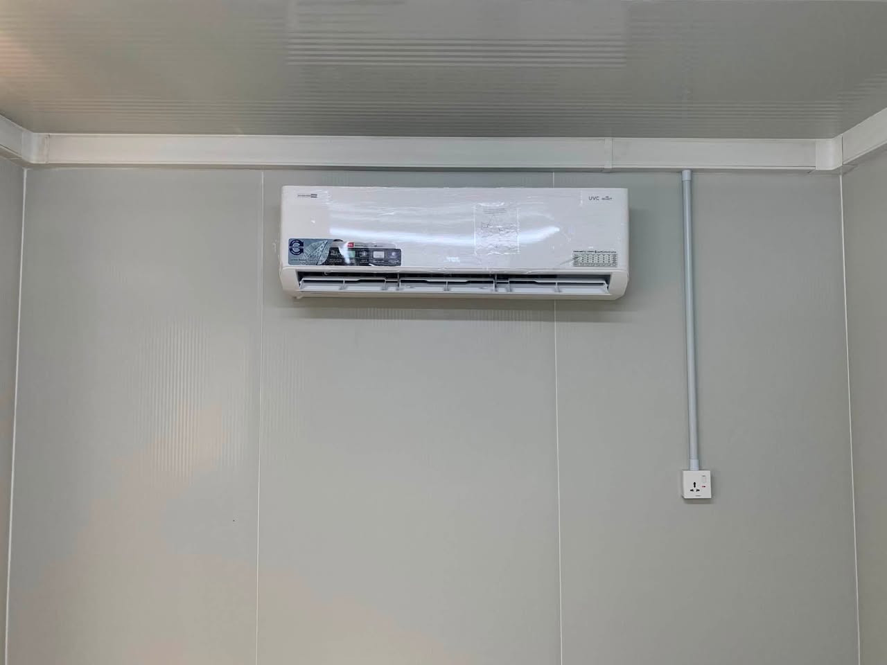 ❄️ عروض صيانة ونصب السبالت ❄️
خدمتكم لباب البيت (داخل وخارج بغداد) 🏡
⚠️ الأسعار عرض خاص وثابتة مع ضمان تنصيب 3 أشهر
🏷️ الأسعار والخدمات:
 🧼 غسل موقعي: 25 ألف
 🧽 غسل كامل (تفصيخ): 40 ألف
 🛠️ نصب جداري جديد: 50 ألف
 ⚙️ نصب مستعمل (بدون غسل): 50 ألف
 🔄 نصب مستعمل (مع الغسل): 65 ألف
 🏢 نصب كنتوري: 70 ألف
 🚚 نقل السبلت (نفس البيت): 65 ألف
نصب سبلت كاسيت 175
✨ نتميز بـ:
 🛠️ إصلاح الليك والصيانة الموقعية (مع الضمان).
 ⛽ شحن غاز فريون أصلي مضمون.
📞 للحجز والاستفسار (واتساب):
📲 ***********
