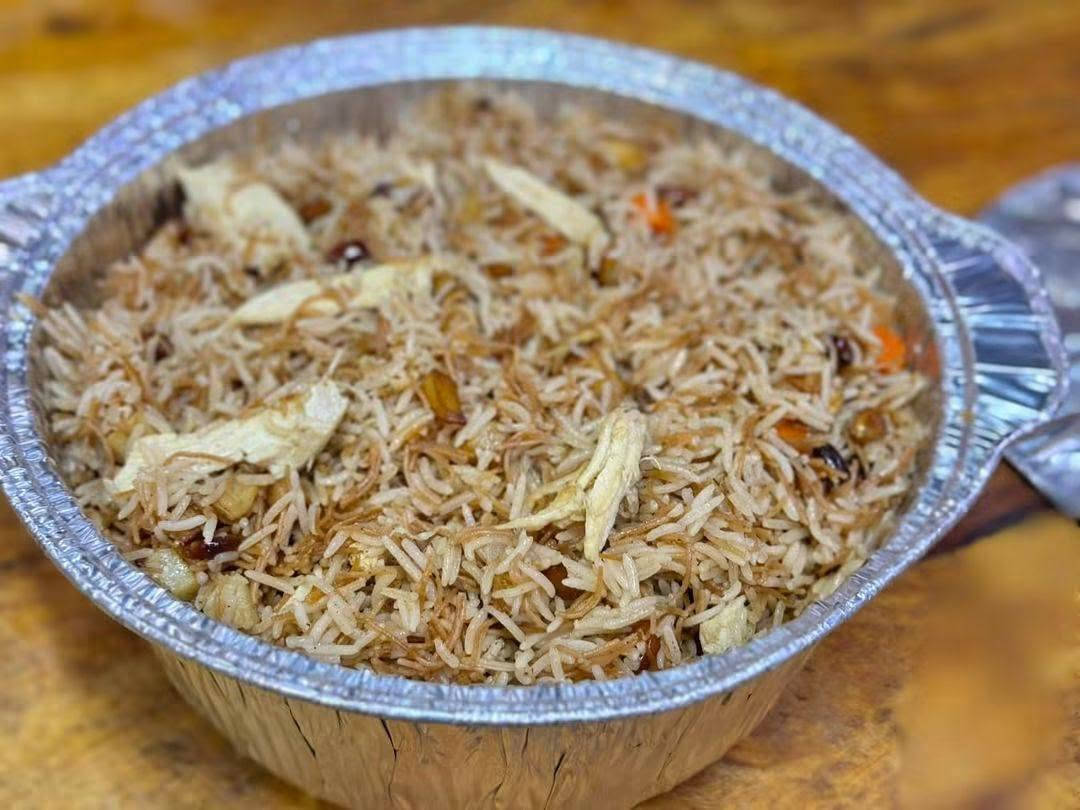اصباح الخير عليكم حجز للمعجنات والفطائر والبيتزا تواصل على الوتساب ***********ويوجد توصيل المدائن
