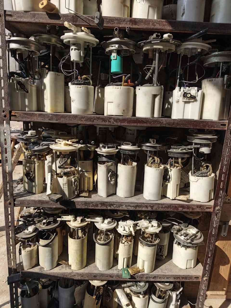 من رخصت مدير الاكروب والأعضاء المحترمين 
وصل عبوات فيت بم أمريكي تفصيخ  ( من موديل 2000 الى 2020 ) جمسي شوفرليت يوكن سفانا امباله ابلندر  ( بأسعار 
مناسبه)  جملة فقط جملة  فقط مكاني بابل   ***********

