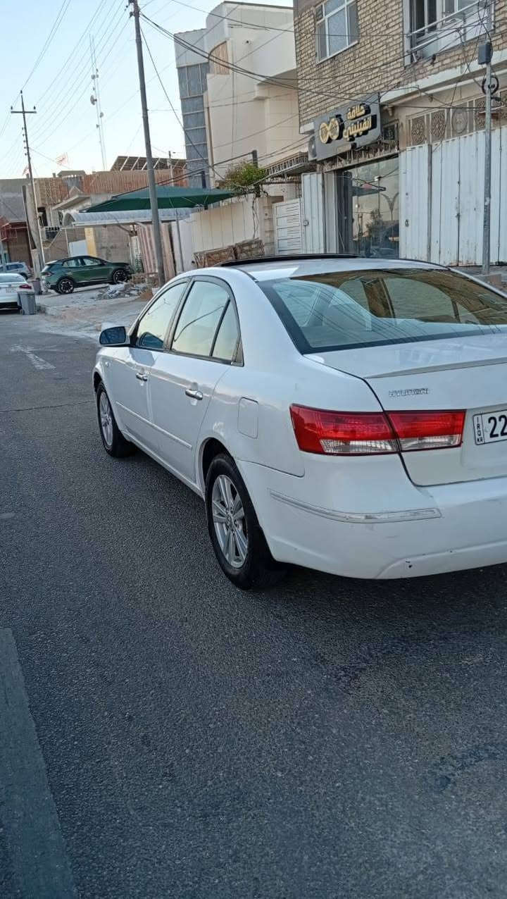 سلام عليكم للبيع سوناتا 10
خليجي مكينه ٢٠٠٠دوش شرط جديده مال حاوية 
مافتوح برغي بيه
فول موصفات عدا البصمه 
كير مكينه حداديه تبريد تخم تاير كفاله

سياره بيه جاملغ امامي تبديل بدون دواخل

رقم أربيل انكليزي سنوية 2030 حته الهزه ماصاقطه

السعر قفل 95 مكان السياره كربلاء
***********
