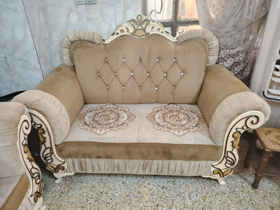 تخت • طبلات • ميز تلفزيون