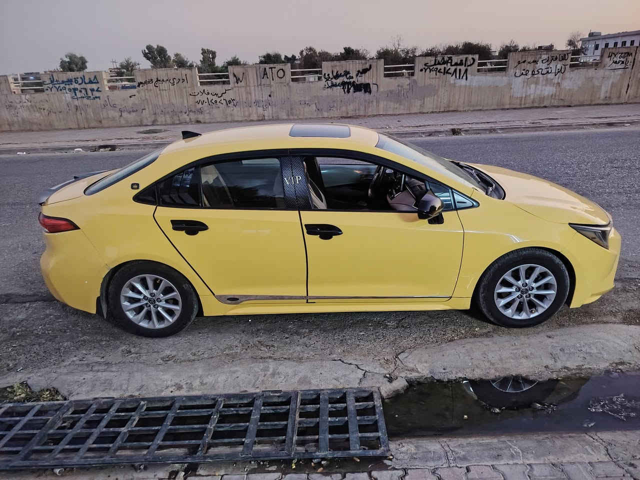 كورله محسن 2020فوى بصمه فتحت دخول ذكي تحكم ستيرن تحديد مسار السياره فول السعر 145مكاني كركوك للاتصال ***********

نص مكتوب في الصور:
- 1 / 10