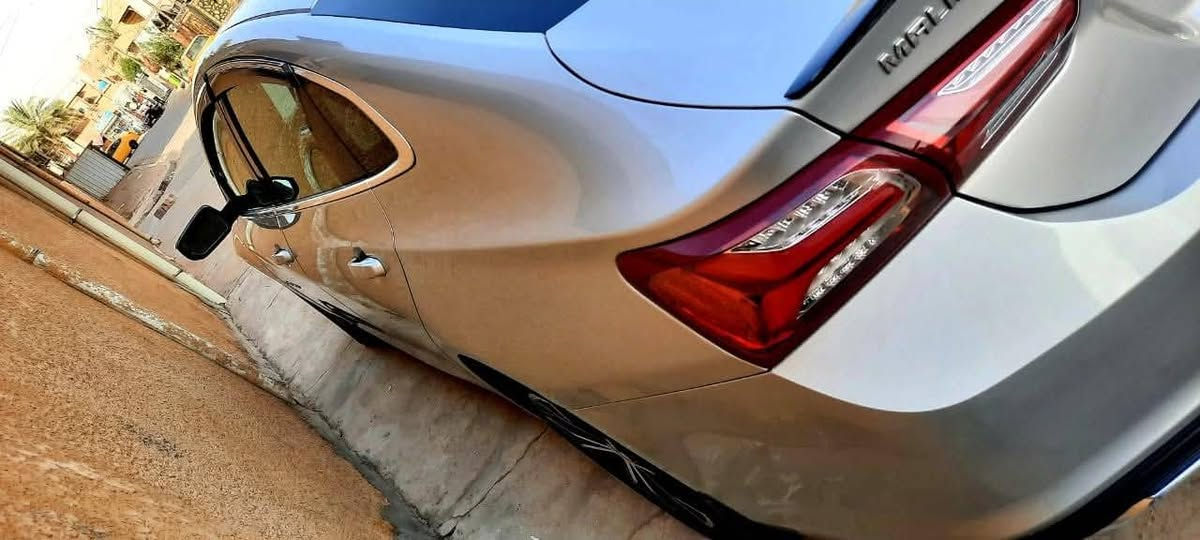 شيفروليه ماليبو 2020/ LT2 (فول مواصفات 1/1)
المواصفات الفنية والأداء:

الماركة: شيفروليه ماليبو الفئة LT.2

الموديل: 2020.

المحرك: 1500 تيربو (4 سلندر).

الممشى: 71 ألف ميل.

المواصفات والراحة:

التبريد: قطعتين (أمامي وخلفي).

الكراسي: كشنات تدفئة.

الإضافات: كامل المواصفات الفول الخاصة بفئة LT.2

تفاصيل الحادث والوضع القانوني:

الحادث:  (كما موضح بالصورة ومصلح درجة أولى).

رقم الشاصي: 1G1ZD5ST7LF008722 (للتأكد من الحادث).

الرقم: أربيل.

الموقع: النجف الأشرف.

السعر: 110 ورقة ... وبيه مجال للشراي .

للتواصل والاستفسار:

رقم الهاتف: ***********
