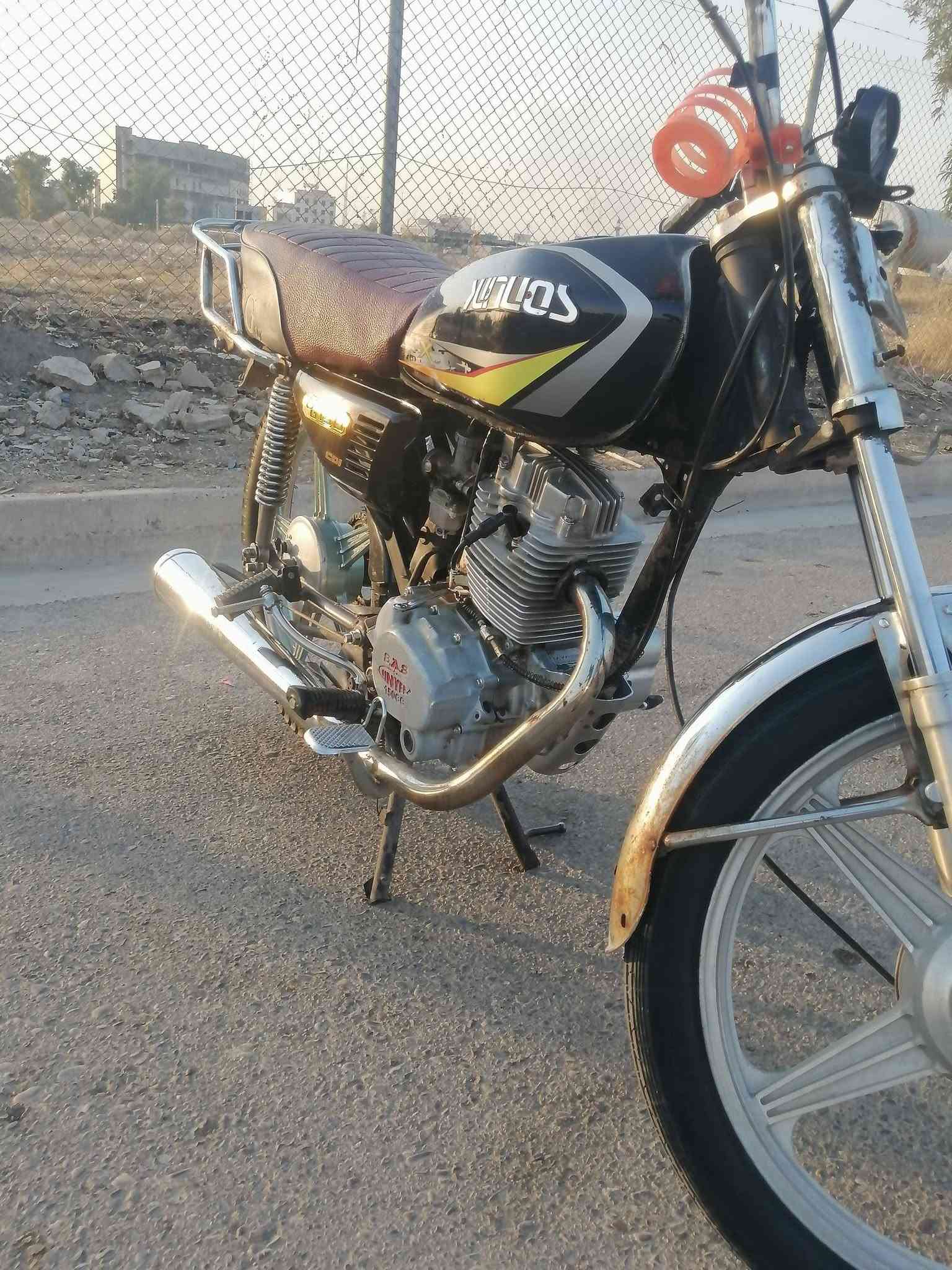 سلام عليكم اخوان دراجة موديل 2018 مابي اي عيب فول نشاط شرط انطيك.. ***********
سعر 260 الف وبي مجال لشراي
