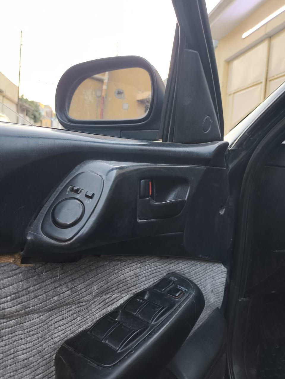 سلام عليكم
للبيع كورلا فرخ بطة 🚗
محرك ١٦ 🚀
موديل ٩٢
گير اوتوماتيك
گير ومحرك شرط 
كوبون بانزين (ماستر)⛽
طخم امامي خلفي نضيف 
ستيرن بور 
شاشة ذكية 
قفل مركزي 
جامات كهرب
كاميرا خلفية 
باتري جديد
رقم نينوى بأسمي (شرط التحويل)
غرامات صفر 
الملاحظات: عام بخ جمالية ومكانات معجون 
سعر ٤٦ وبيها مجال 💵
مكاني موصل الايمن  ( موصل الجديدة)
للتواصل: ***********
للتواصل ***********
