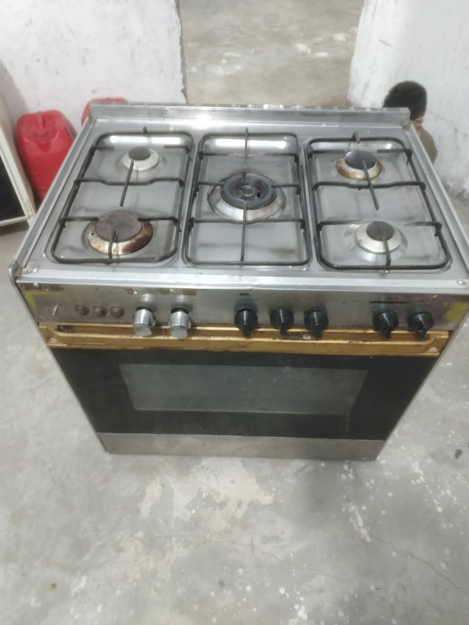 طباخ كرياز • نضيف • شغال