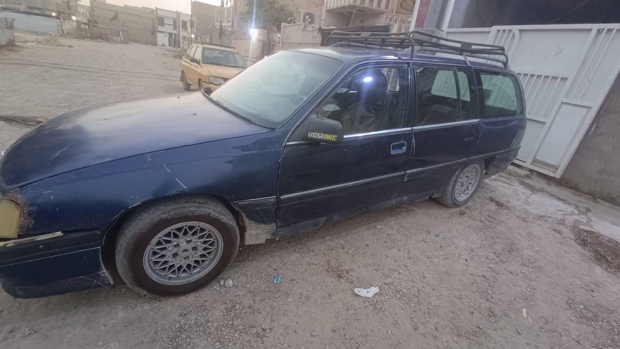 اوبل اوميكا 93  كير اوتو ماتيك محرك 2000
للبيع السعر23.  السنويه بسمي  الرقم انبار  مكاني بغداد ***********
