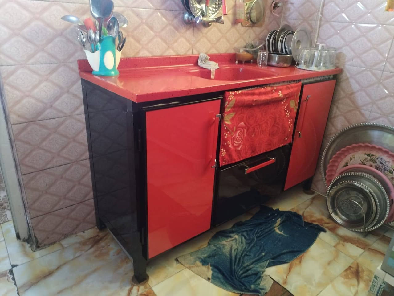 كاونتر جديد السعر خاص
***********
