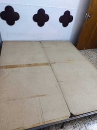 للبيع غرض الجربايه الصغيره 40 الف والجربايه الكبيره 50 الف والميز والج...
