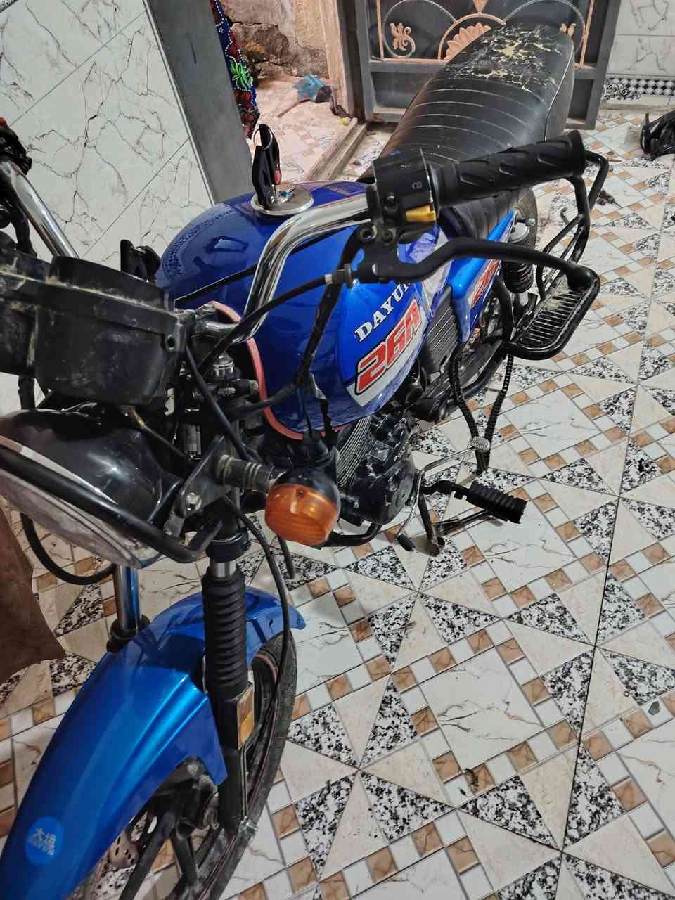 دايون سكنر • وكاله • نواقص قليلة