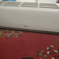 سبلت طن ونص من شركه بلسان مستعمل اقل السنتين ونظيف سعره 300 وبيه مجال ...