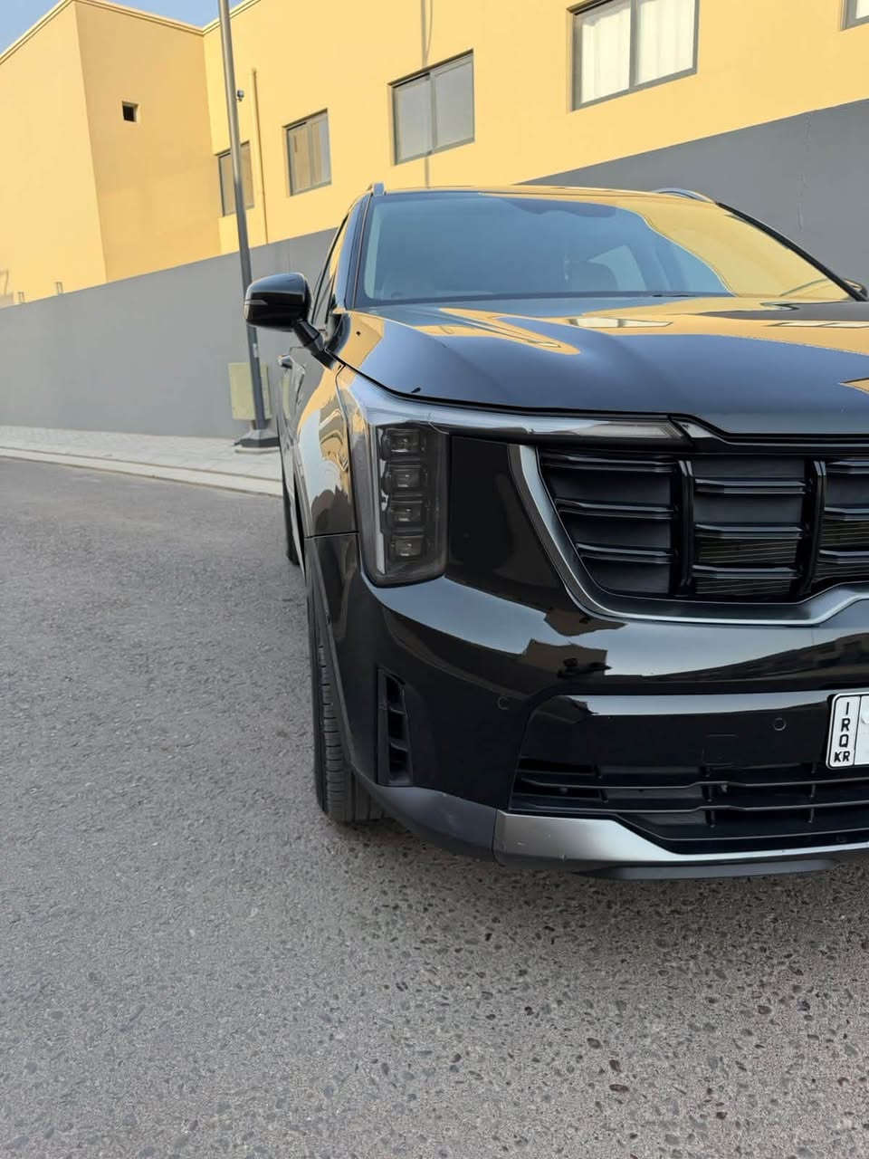 السلام عليكم
لبيع سورنتو موديل ٢٠٢٥
رقم اربيل ترقيم جديد  تويد تحويل تريد وكاله حاضر
موصفات فول عدى الفتحه
بصمه
تشغيل عن بعد
رادار امامي 
رادار خلفي
رادار جانبي
تحديد مسار
كشن كهرباء
كشنات تدفه
حساس امامي 
حساس خلفي
سايد بريك بصمه
لد نهاري
بك لايت لد
لايت زنون ٣ عدسات
شاشه دجتل
داخل لونين
ويل كب كروم
شاحن واير ليس
اربع مخارج شحن
سبعه راكب
محرك ٢٥٠٠💪🏽💪🏽💪🏽
ماشيه ١٢ الف فقط 
حادثه صبغ جاملغ فقط باقي السياره مكفوله  
مكانهه بغداد الكاظمية 
السعر ٢٣٥$
هاتف ***********
