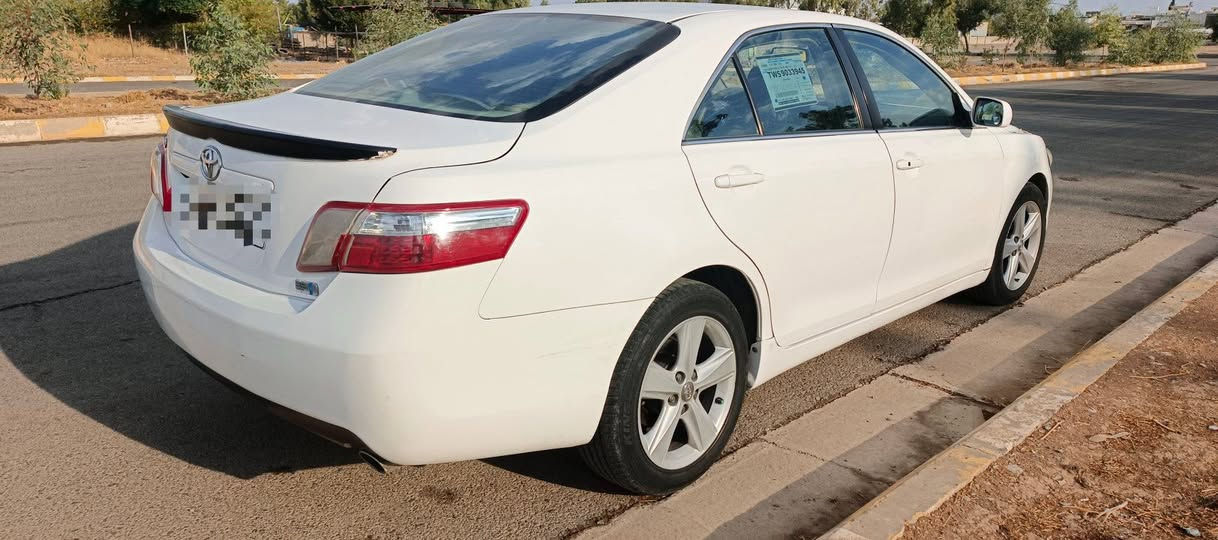 کامیری مۆدیل 2009مواسەفات ئامریکی بیلادی نیو هەیبرێد گێرو ماکینە و تەقەو ڕاقە باشەرت دوو پارچەو نیو  سبوخ لەگەڵ دوو تەعدیلی بچوکە هەموو گیانی بەشەرت مواسافات بیلاد باسمە دوو دەرگاش بەسمە تەعدیل سورعە سوکان ڤۆلێم کوشن کارابەی شاشەو کامیرا تەبرید باسمە تەبرید مارکەزی سەناوی تە2031 نوێە کوبون بانزینی هەیە
شوێن چەمچەماڵ سعری 98وەرەقەو ماجالێکی کەم ڕاقەم ***********      ***********
