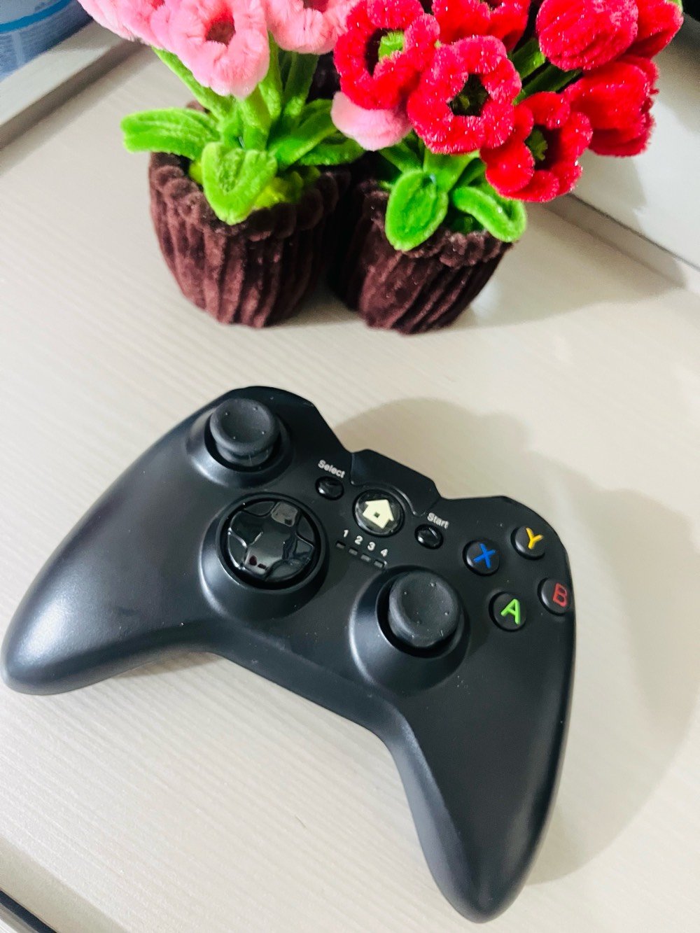 يده لاسلكية لألعاب الموبايل 🎮
ماركة hoco المعروفة ✨
يده مع ملحقاتها 📦
بسعر مناسب اتصل على الرقم 
***********