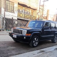 كومندر  2008 بيه جاملغ خلفي  مكان بغداد سعر 80 قفل 07817778662